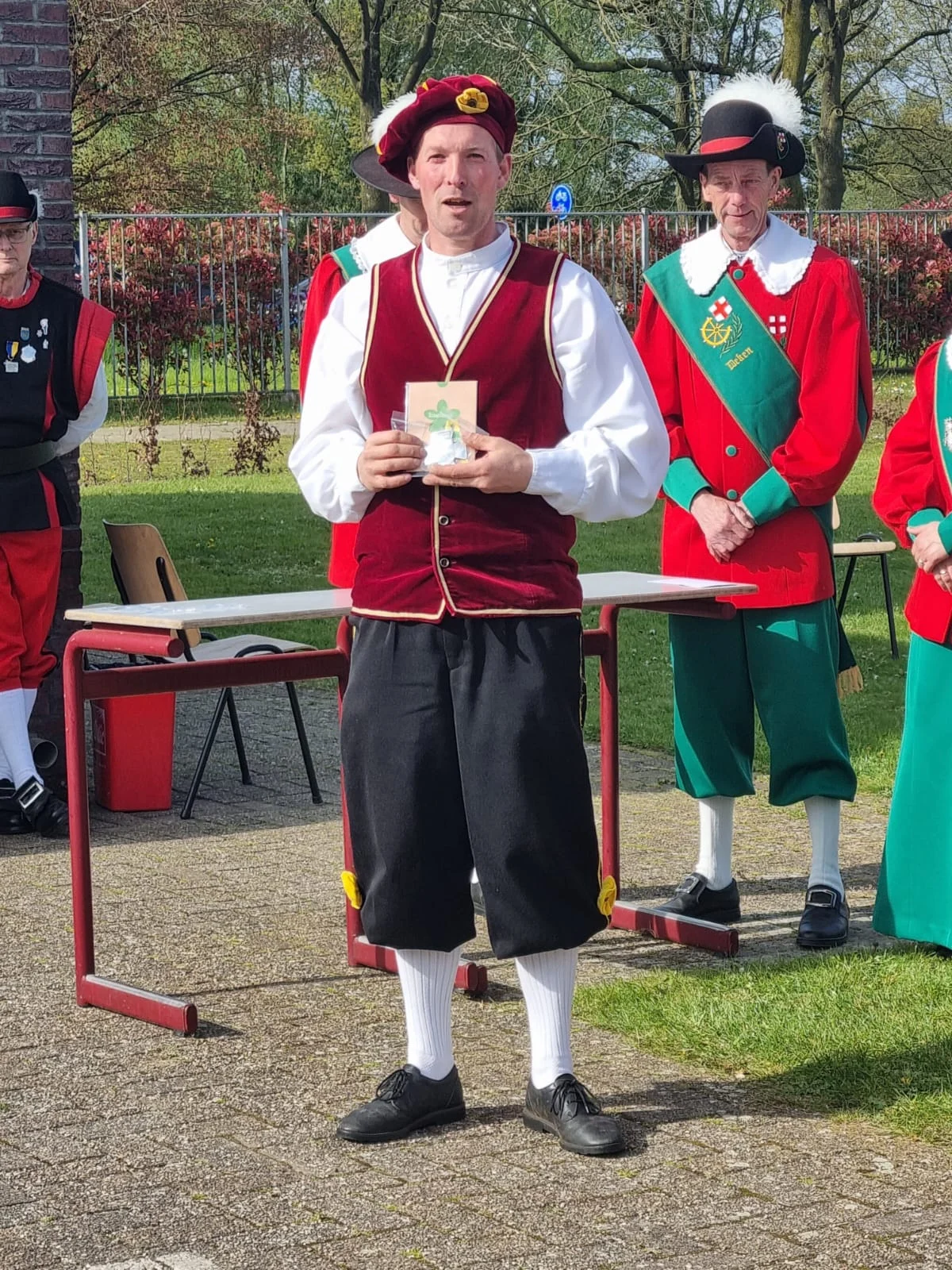 Viertal JCAS wint NBFS Kruisboogschieten op wip